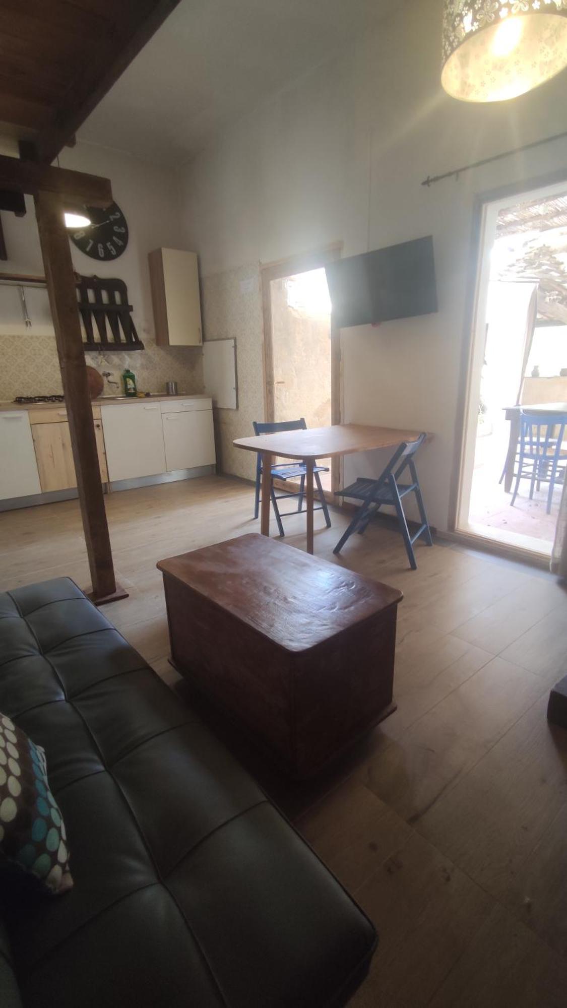 Amelie House Apartment Marsala Room photo